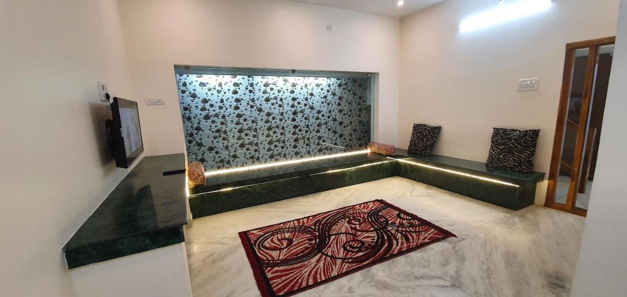 Shree Suites Kuttālam Екстериор снимка